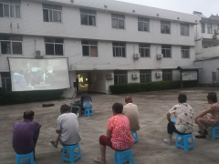 平水街社区建党节电影放映志愿活动